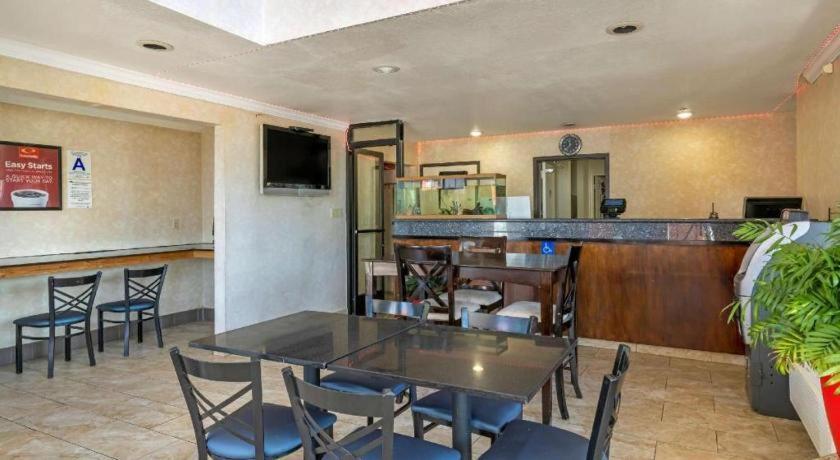 Econo Lodge Moreno Valley Esterno foto